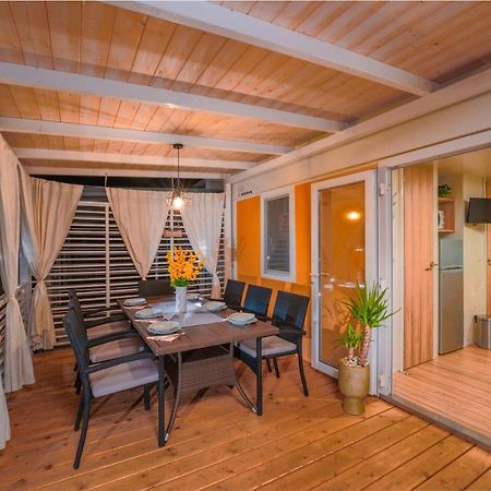 Glamour Mobile Home Biograd Na Moru Exterior foto