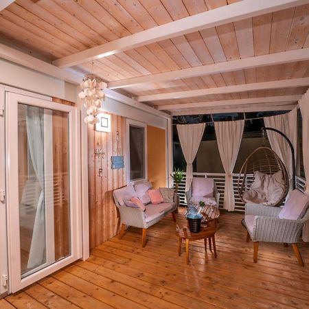 Glamour Mobile Home Biograd Na Moru Exterior foto