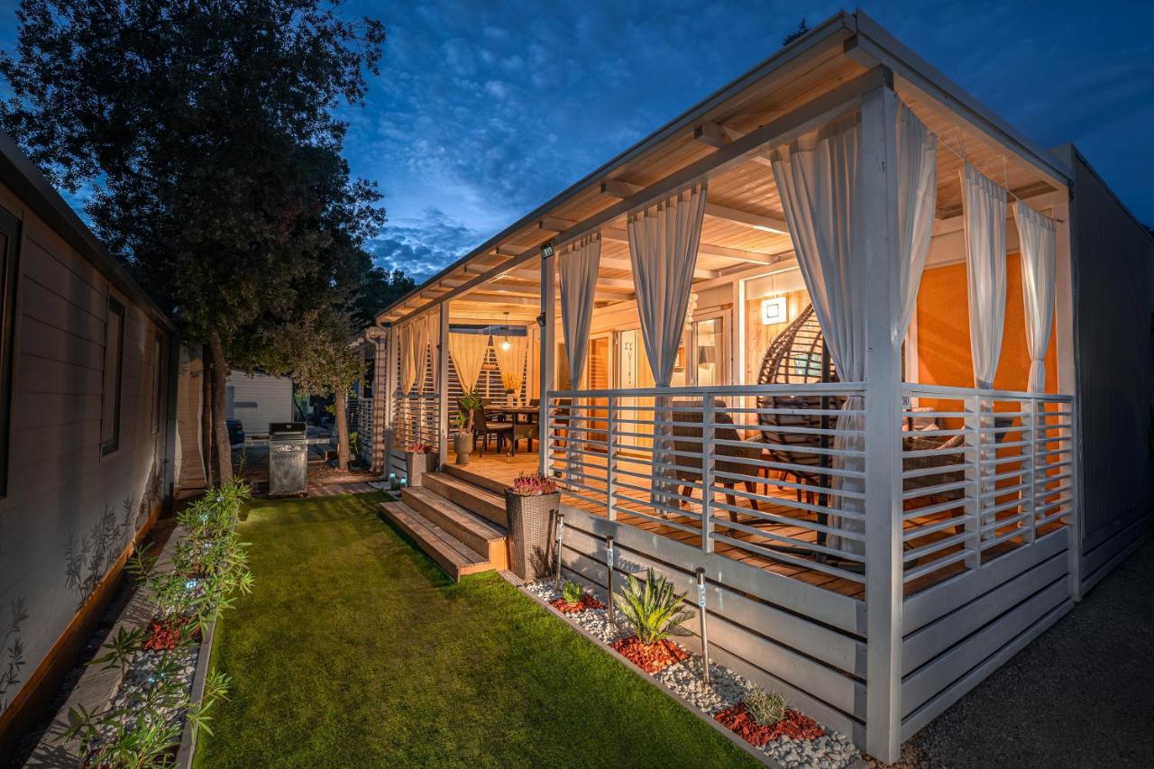 Glamour Mobile Home Biograd Na Moru Exterior foto